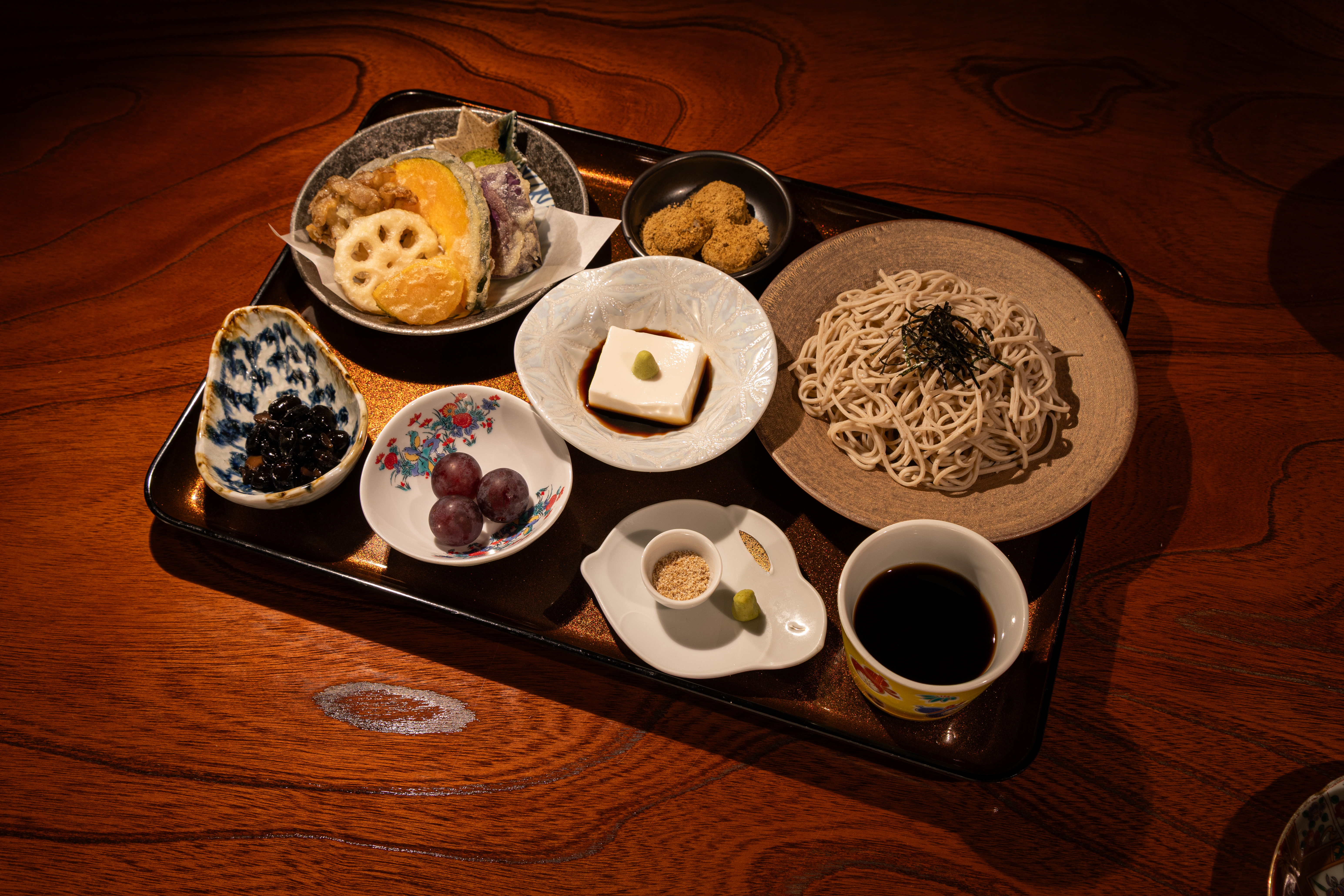 蕎麦とスイーツの至福の出会い、味わいの旅へ！